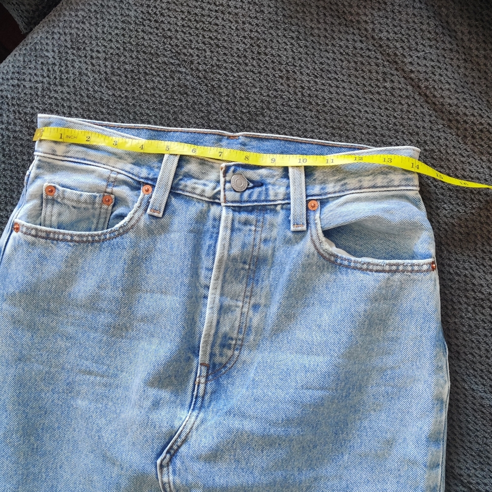 Levi's Iconic Denim Maxi Skirt EUC - Picture 8 of 11